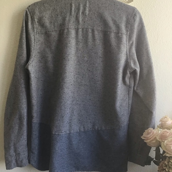 Top - Picture 2 of 6